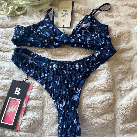 dark blue / light blue blackbough bikini - Picture 1 of 3